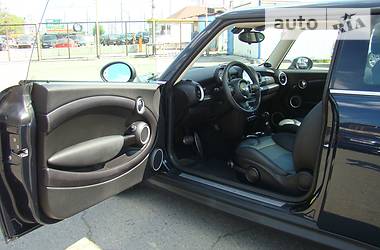 Хэтчбек MINI Hatch 2013 в Киеве