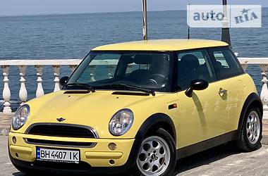 Хэтчбек MINI Hatch 2003 в Одессе