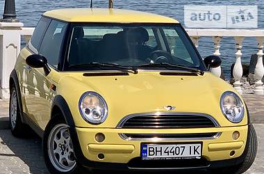 Хэтчбек MINI Hatch 2003 в Одессе