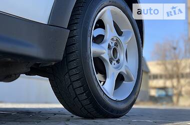Хетчбек MINI Hatch 2006 в 
