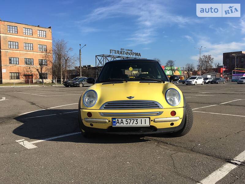 Хетчбек MINI Hatch 2003 в Києві