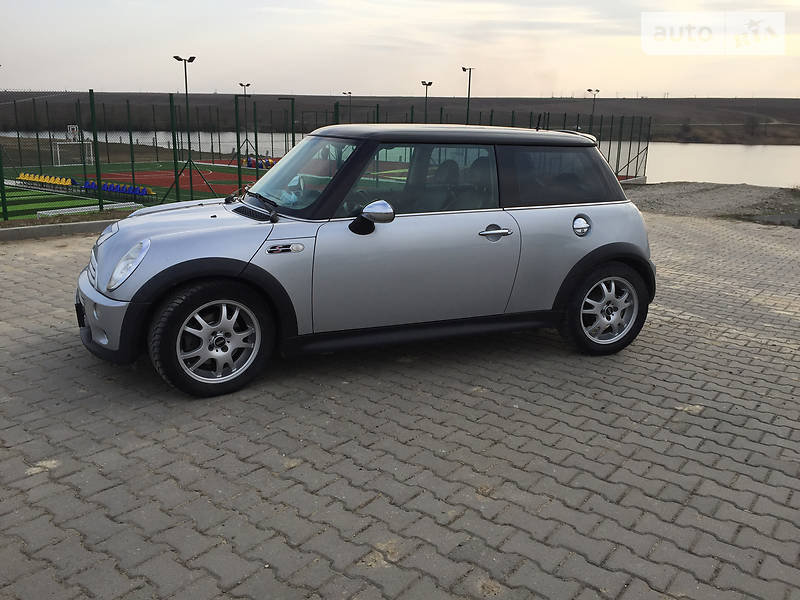 Универсал MINI Hatch 2003 в Черновцах фото 2 Универсал MINI Hatch 2003 в Черновцах