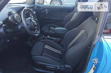 Хетчбек MINI Hatch 2018 в 