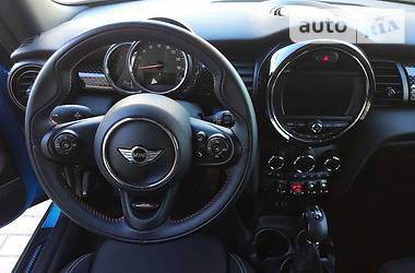 Хетчбек MINI Hatch 2018 в 