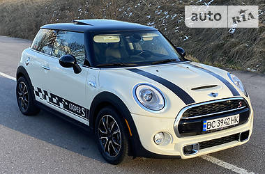 Хетчбек MINI Hatch 2014 в 