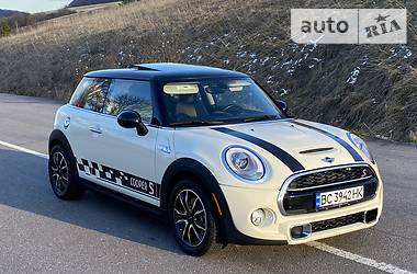 Хетчбек MINI Hatch 2014 в 