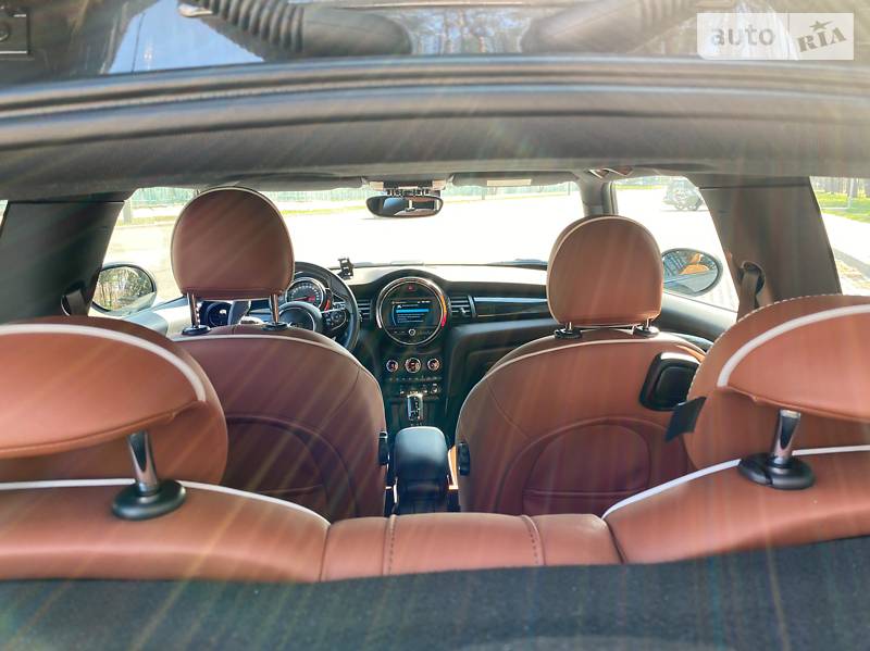 Хетчбек MINI Hatch 2018 в Києві