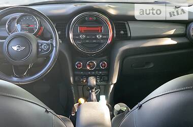 Хетчбек MINI Hatch 2014 в 