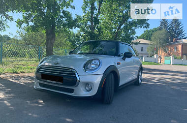 Хетчбек MINI Hatch 2014 в 