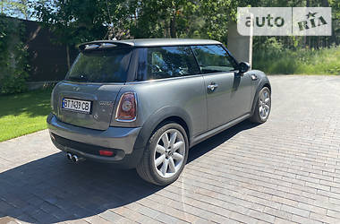 Хэтчбек MINI Hatch 2007 в Херсоне