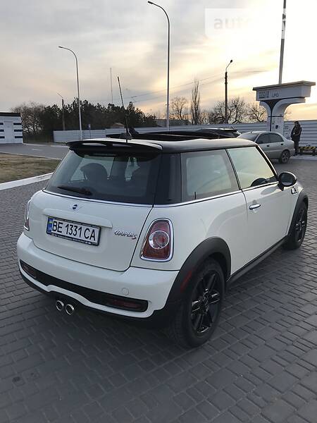 Хетчбек MINI Hatch 2013 в Миколаєві фото 3 Хетчбек MINI Hatch 2013 в Миколаєві