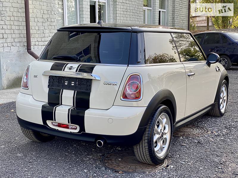 Хетчбек MINI Hatch 2013 в Києві фото 6 Хетчбек MINI Hatch 2013 в Києві