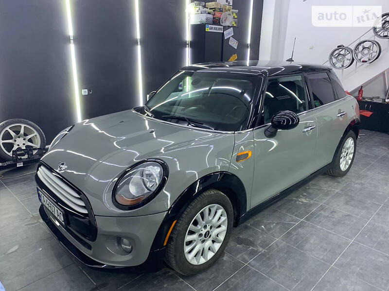 Хэтчбек MINI Hatch 2014 в Киеве
