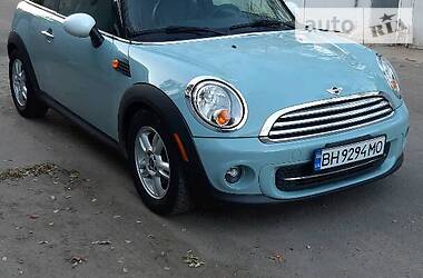 Купе MINI Hatch 2012 в Ужгороді