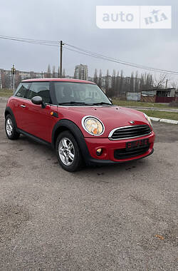 Хэтчбек MINI Hatch 2010 в 