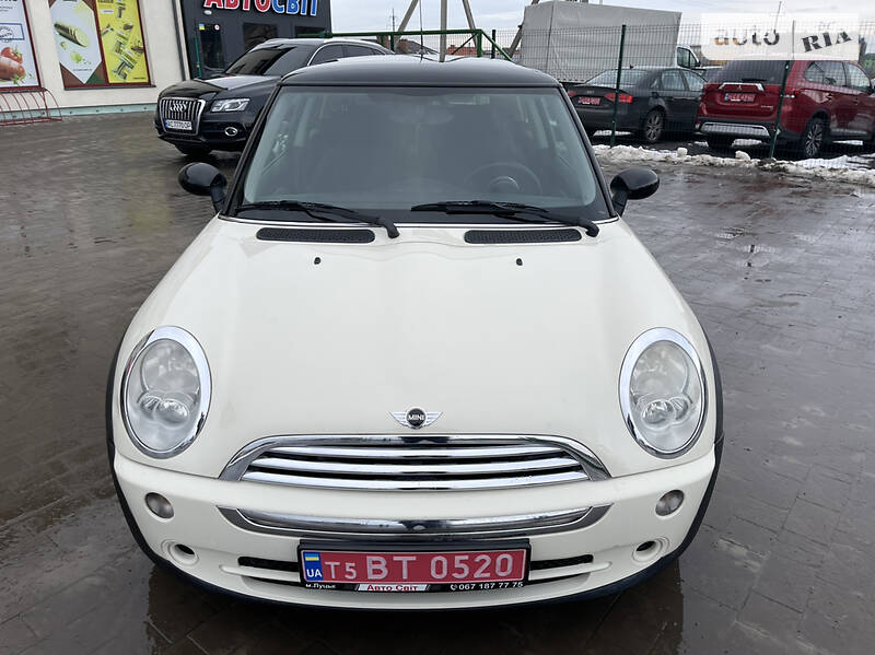 Купе MINI Hatch 2006 в Луцке