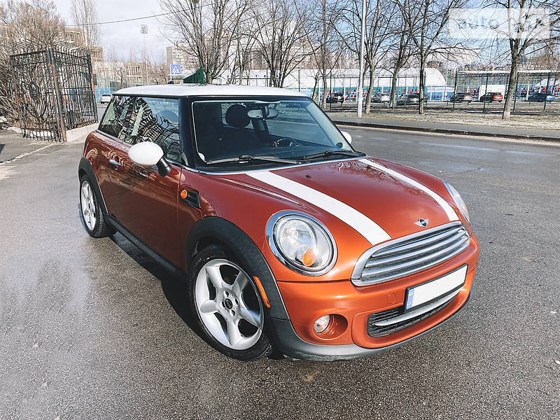 Хэтчбек MINI Hatch 2011 в 