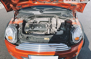 Хэтчбек MINI Hatch 2011 в 
