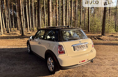 Купе MINI Hatch 2012 в Киеве