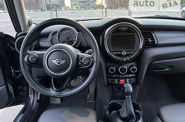 Хэтчбек MINI Hatch 2017 в Киеве