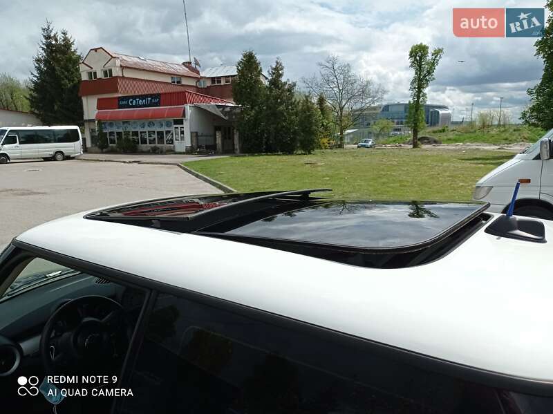 Хэтчбек MINI Hatch 2012 в Львове