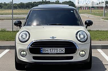 Хэтчбек MINI Hatch 2017 в 