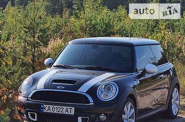 Хэтчбек MINI Hatch 2011 в Киеве