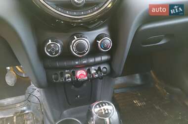 Хэтчбек MINI Hatch 2018 в Киеве