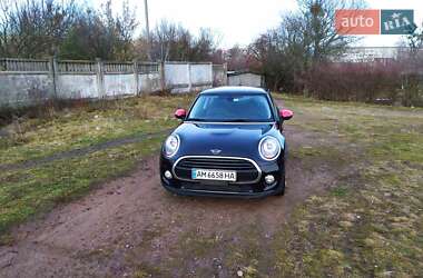 Хэтчбек MINI Hatch 2018 в Киеве