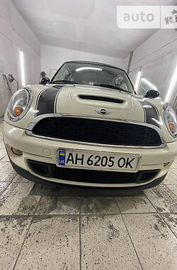 Хэтчбек MINI Hatch 2012 в Львове