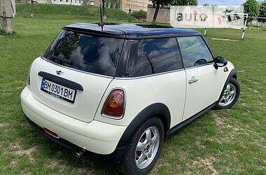 Хэтчбек MINI Hatch 2010 в Сумах