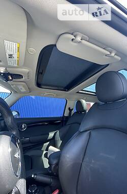 Хэтчбек MINI Hatch 2016 в Ивано-Франковске