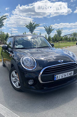 Хэтчбек MINI Hatch 2016 в 