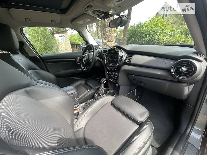Хетчбек MINI Hatch 2015 в Києві