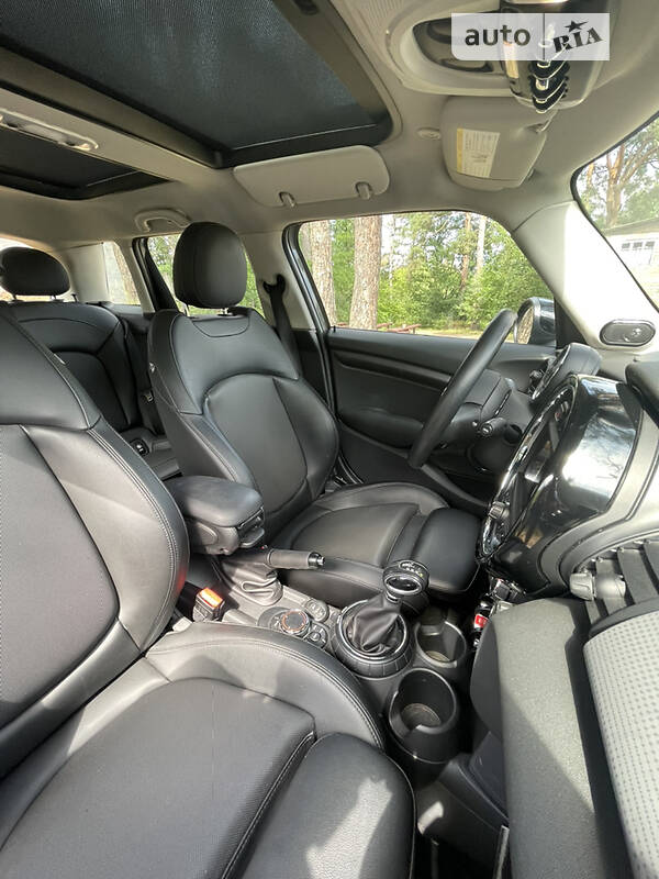 Хетчбек MINI Hatch 2015 в Києві