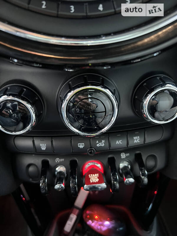 Хетчбек MINI Hatch 2014 в Києві