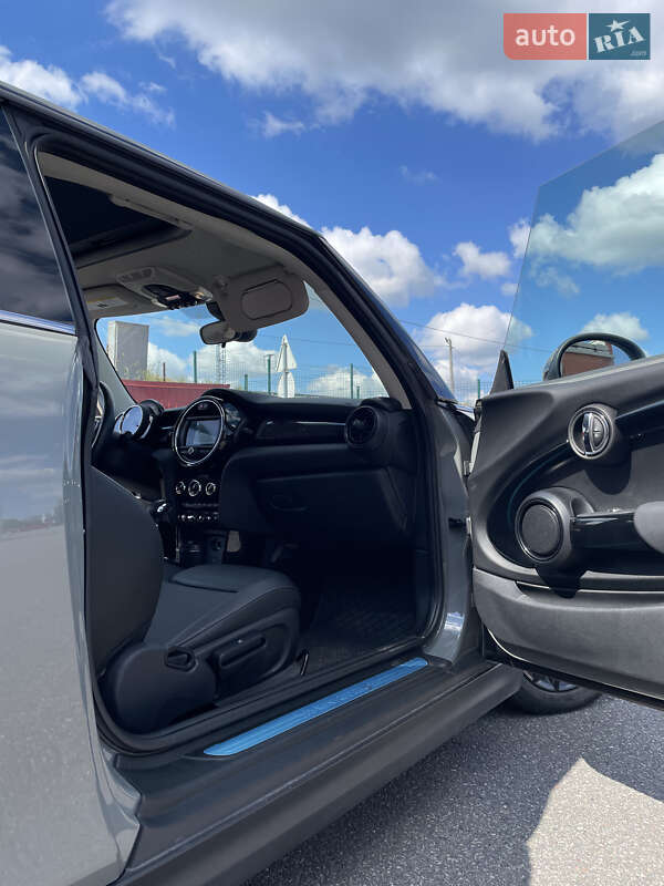Хетчбек MINI Hatch 2019 в Києві фото 8 Хетчбек MINI Hatch 2019 в Києві