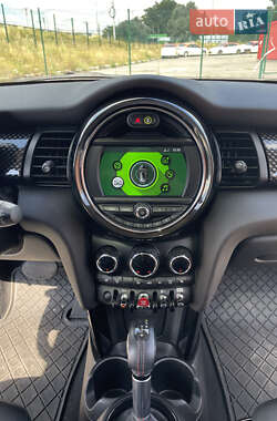 Хетчбек MINI Hatch 2019 в 