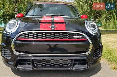 Хетчбек MINI Hatch 2018 в Києві