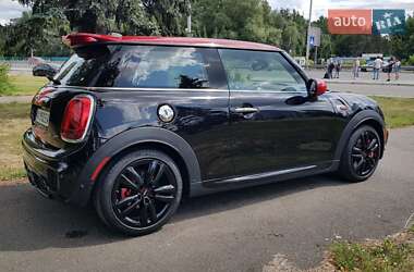 Хэтчбек MINI Hatch 2018 в Киеве