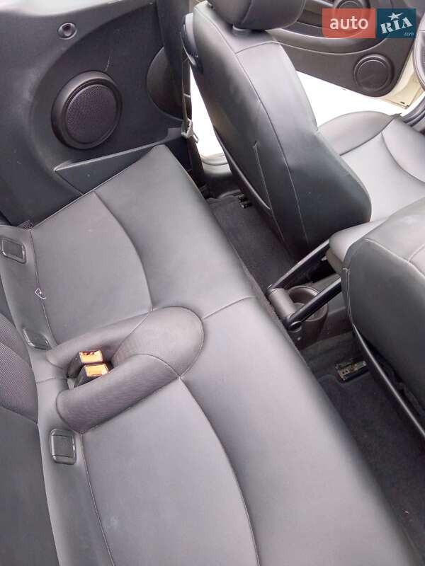 Кабріолет MINI Hatch 2015 в Запоріжжі фото 12 Кабріолет MINI Hatch 2015 в Запоріжжі