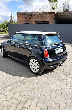 Хэтчбек MINI Hatch 2004 в Николаеве