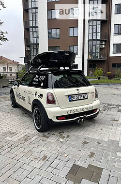 Купе MINI Hatch 2008 в 