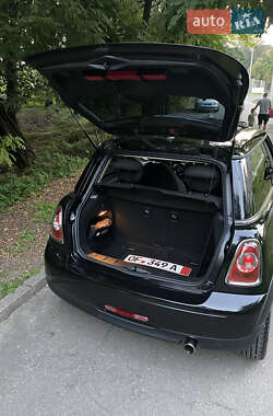 Хетчбек MINI Hatch 2011 в 