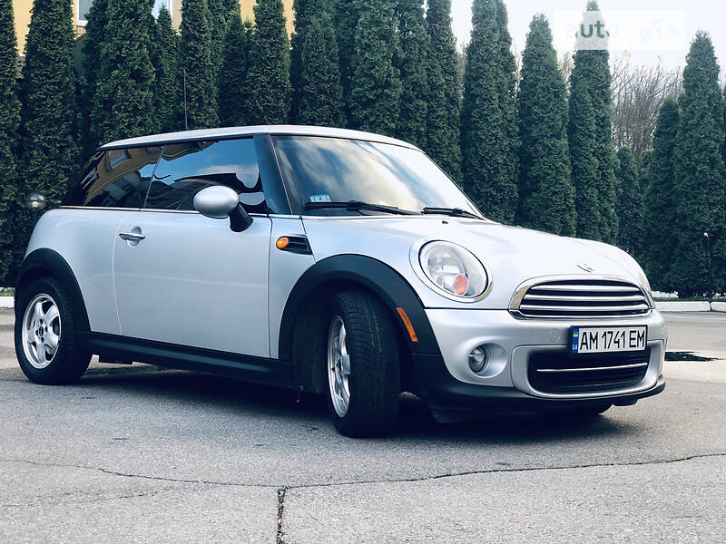 Хетчбек MINI Hatch 2010 в Києві