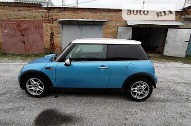 Хэтчбек MINI Hatch 2004 в Виннице