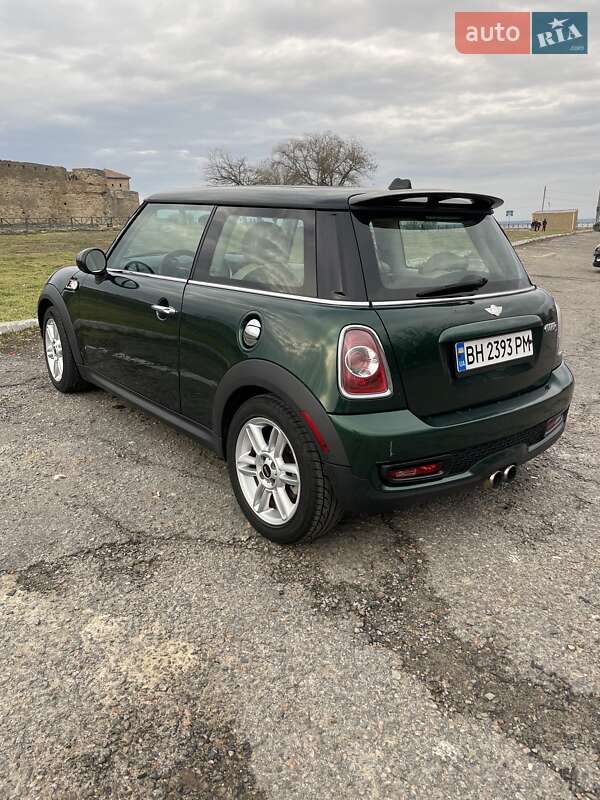 Хетчбек MINI Hatch 2011 в Білгороді-Дністровському