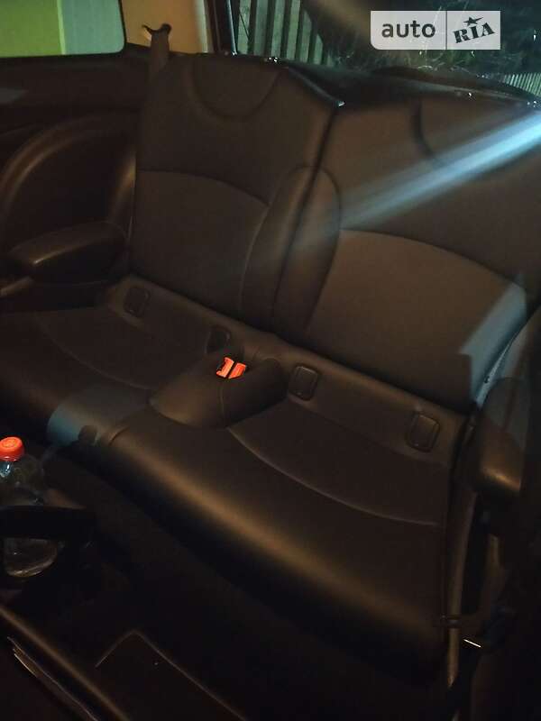 Хетчбек MINI Hatch 2012 в Черкасах