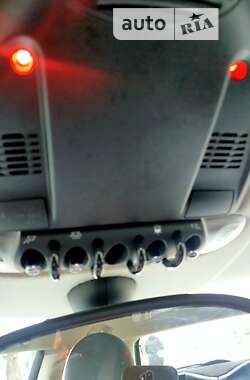 Хетчбек MINI Hatch 2012 в Черкасах