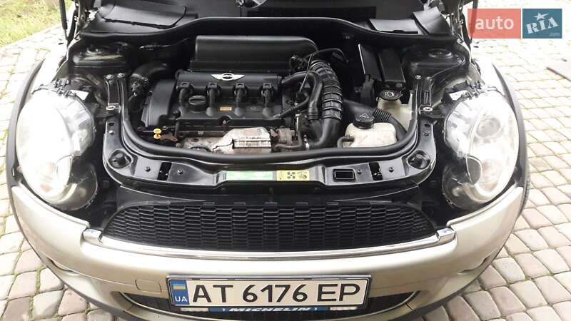 Седан MINI Hatch 2008 в Чернівцях